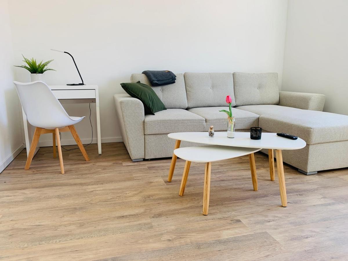 Feddersen Living Kernsanierte Ferienwohnungen - Gemuetlich - Netflix - Voll Ausgestattet - Zentral Brunsbuttel Exterior photo