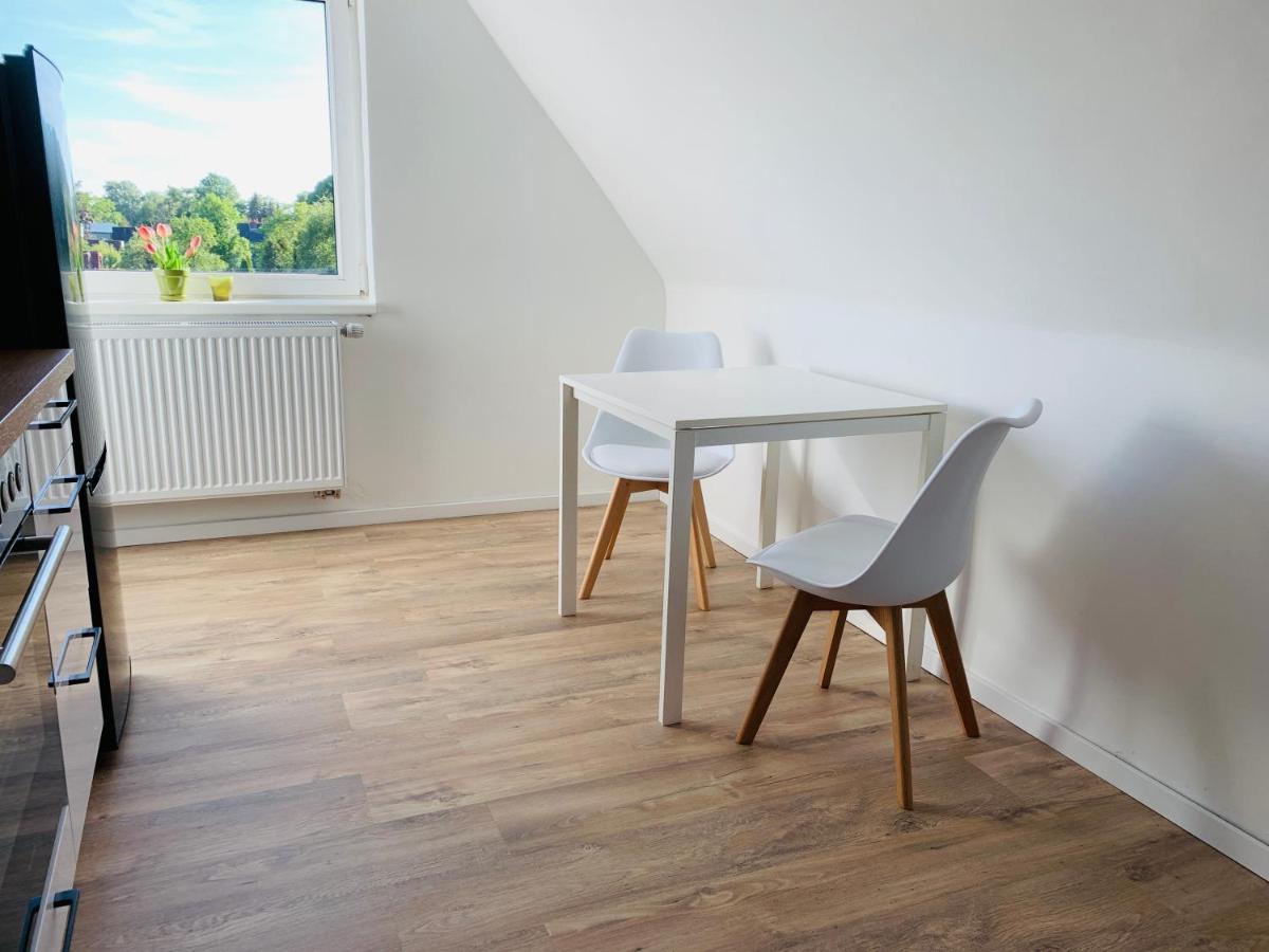 Feddersen Living Kernsanierte Ferienwohnungen - Gemuetlich - Netflix - Voll Ausgestattet - Zentral Brunsbuttel Exterior photo