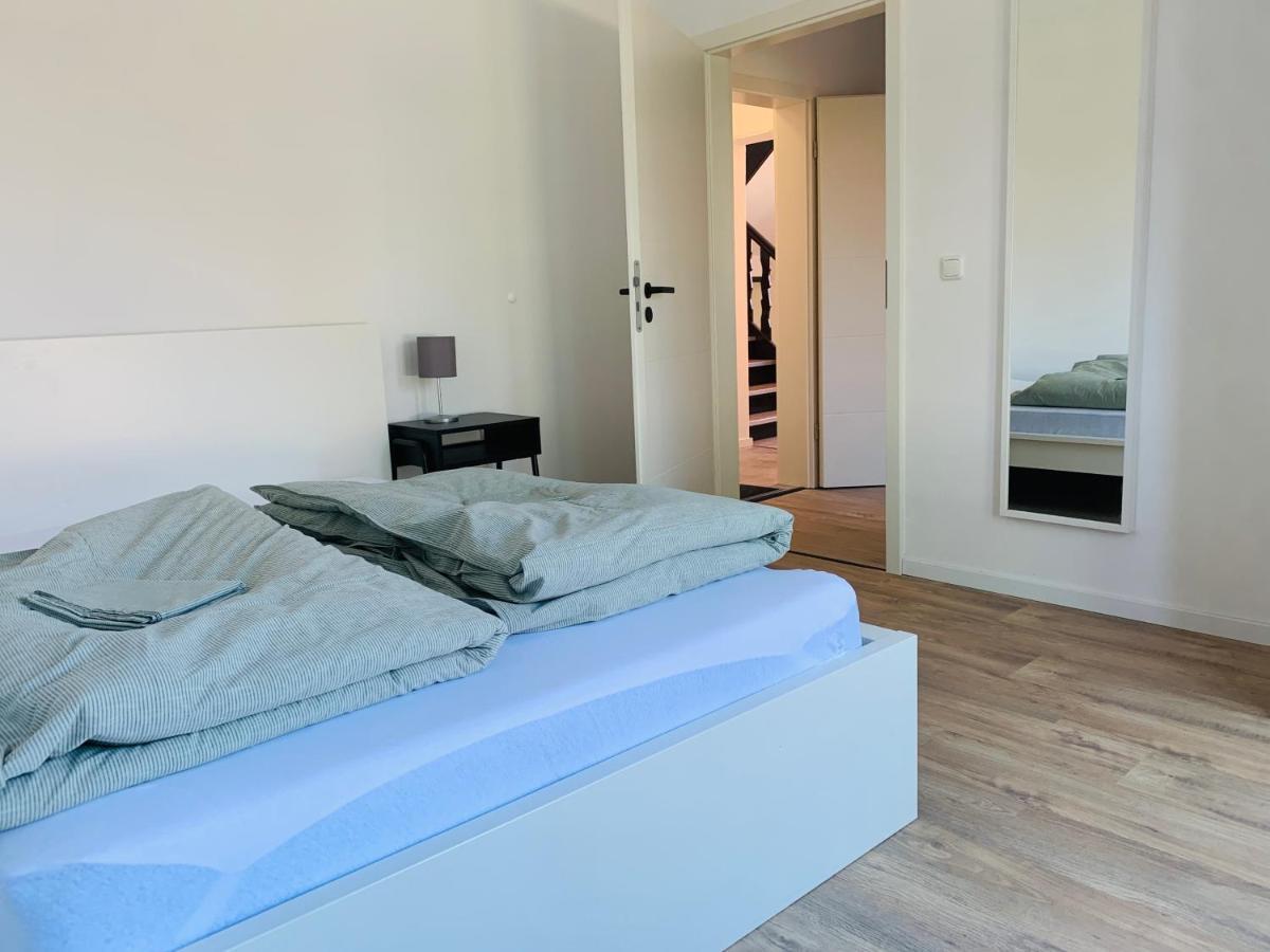 Feddersen Living Kernsanierte Ferienwohnungen - Gemuetlich - Netflix - Voll Ausgestattet - Zentral Brunsbuttel Exterior photo